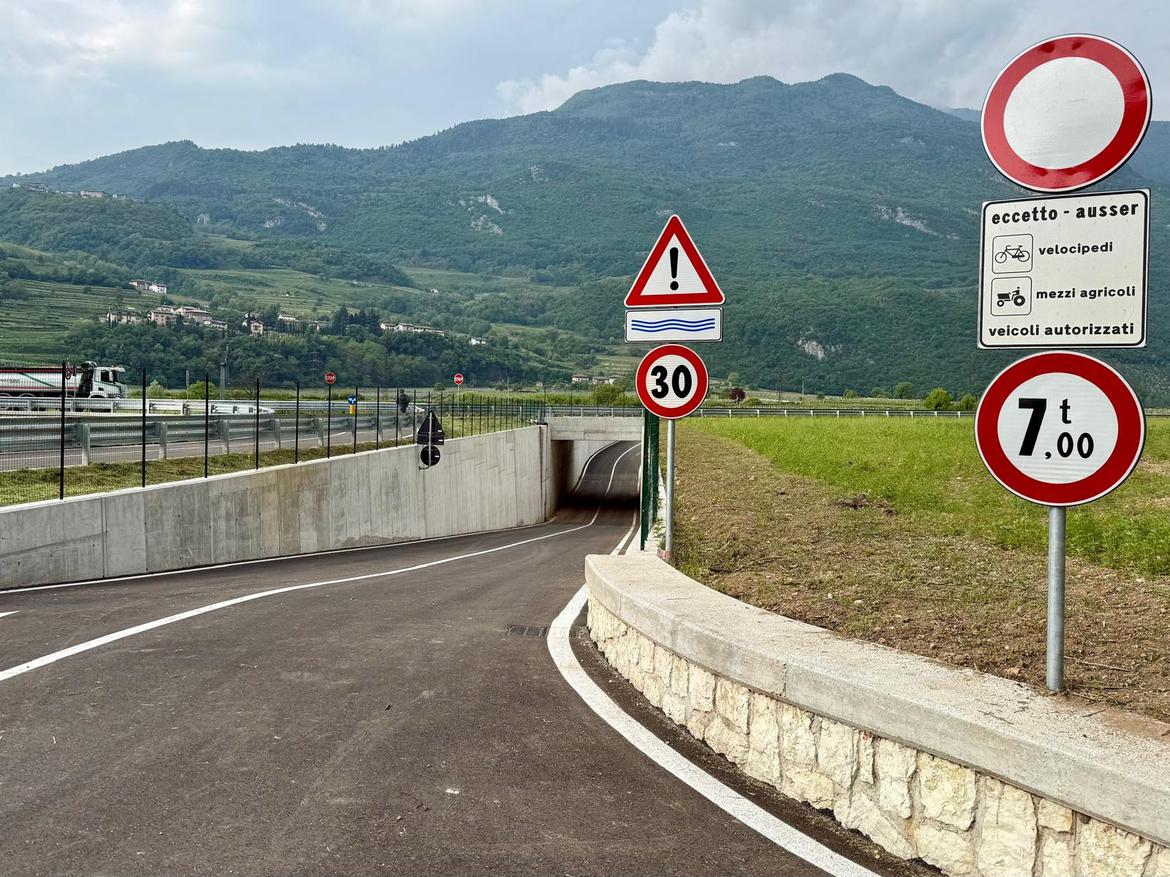 Apre-il-nuovo-sottopasso-alla-Ss240-a-Mori-foto-BASSO-2_imagefullwide