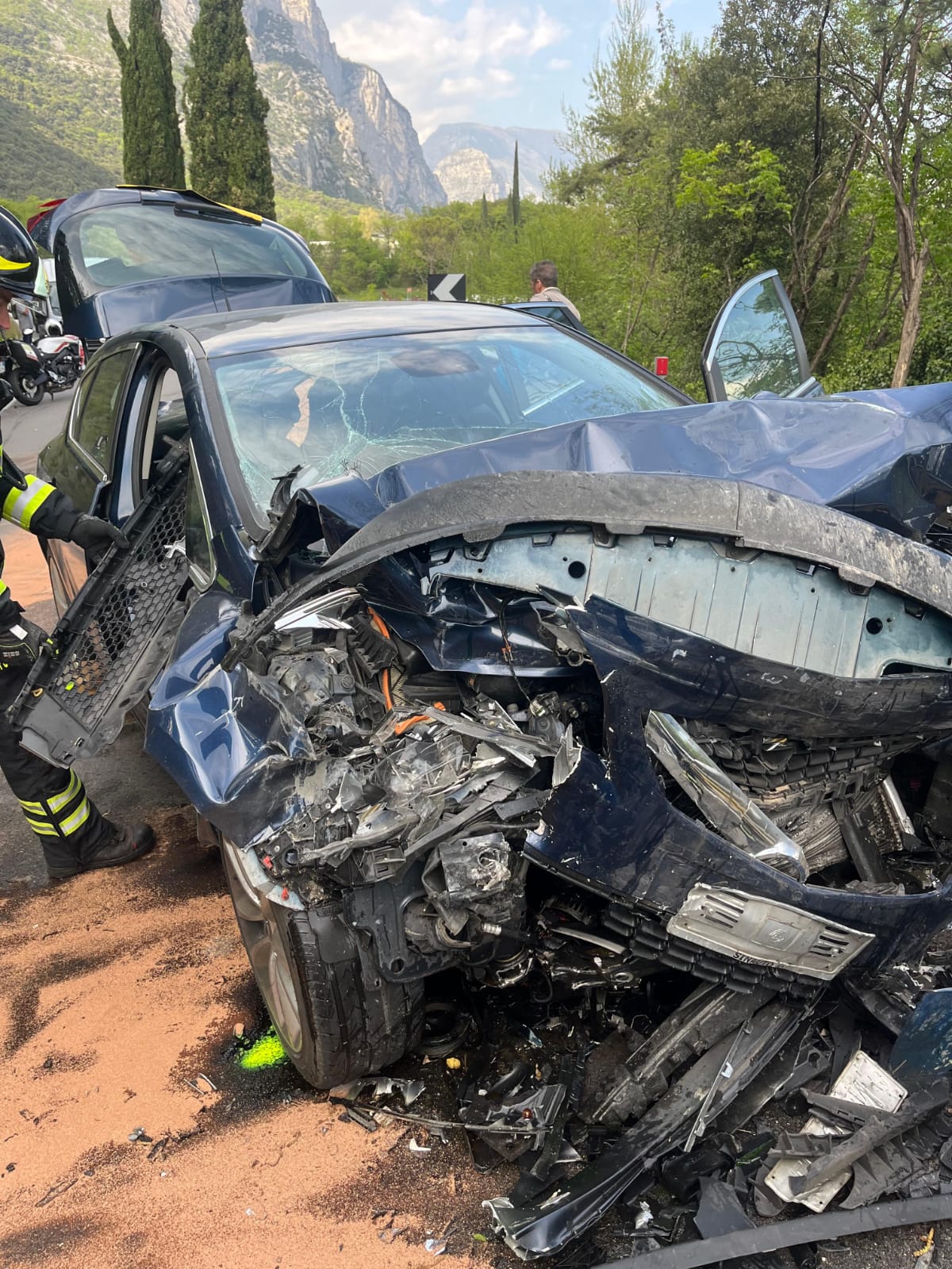 INCIDENTE AUTO ISOLETTA DRO (5)