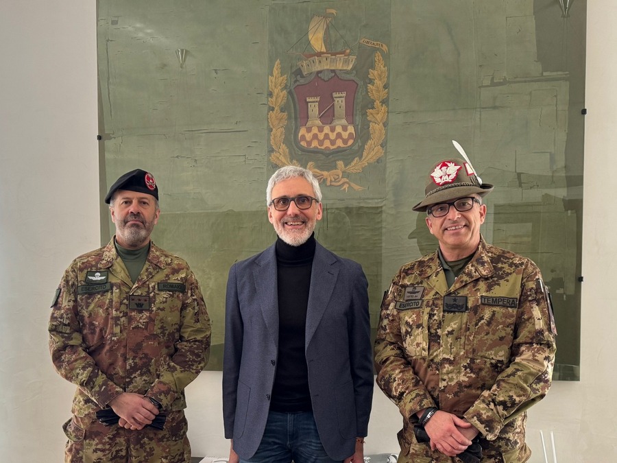 tempera generale esercito a riva
