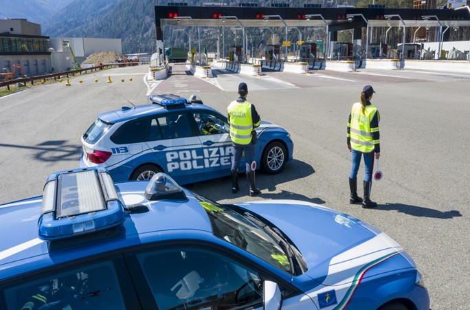 POLIZIA STRADALE CASELLO AUTOSTRADA