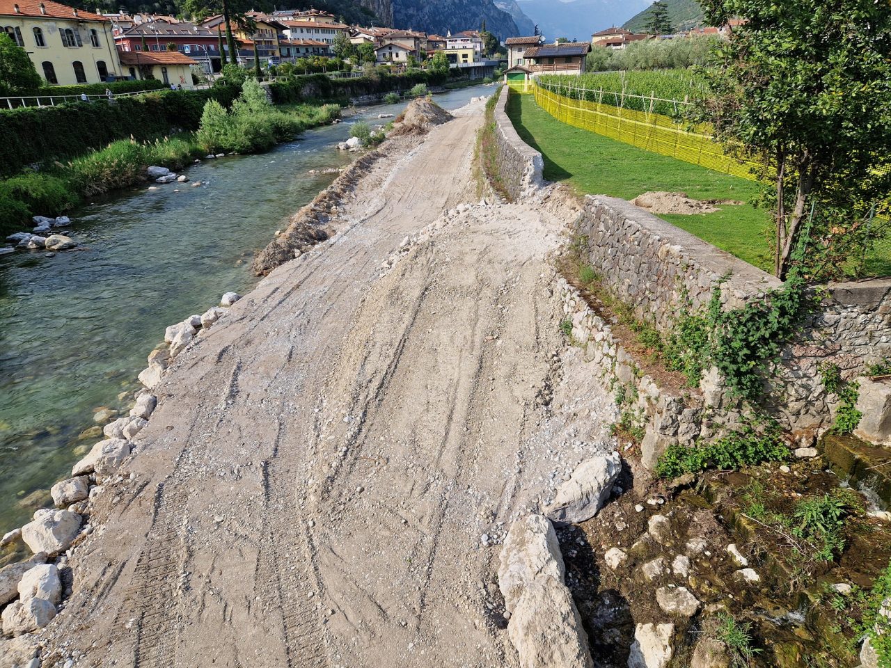 lavori argini sarca arco.5