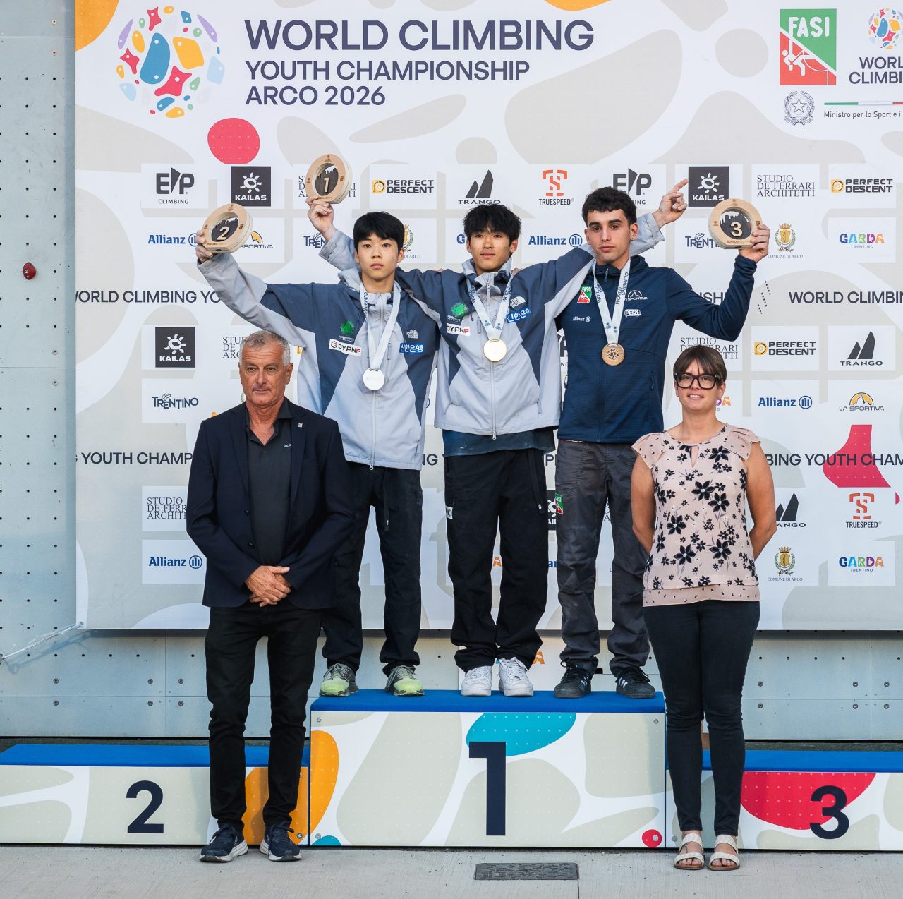 MONDIALI ARRAMPICATA GIOVANILI Gli azzurri del Boulder b