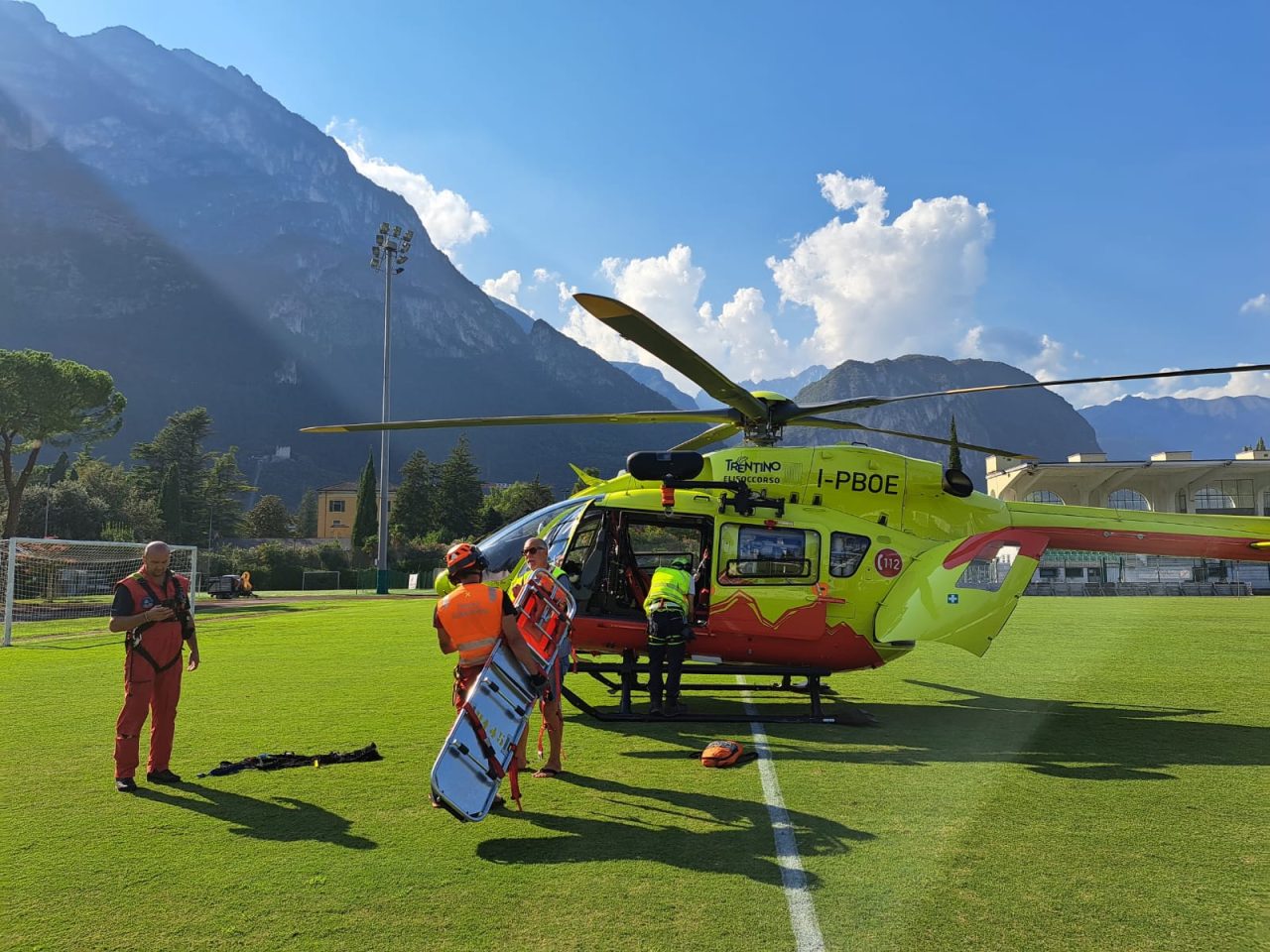 19_08_2026_Tenno soccorso alpino elicottero (1)