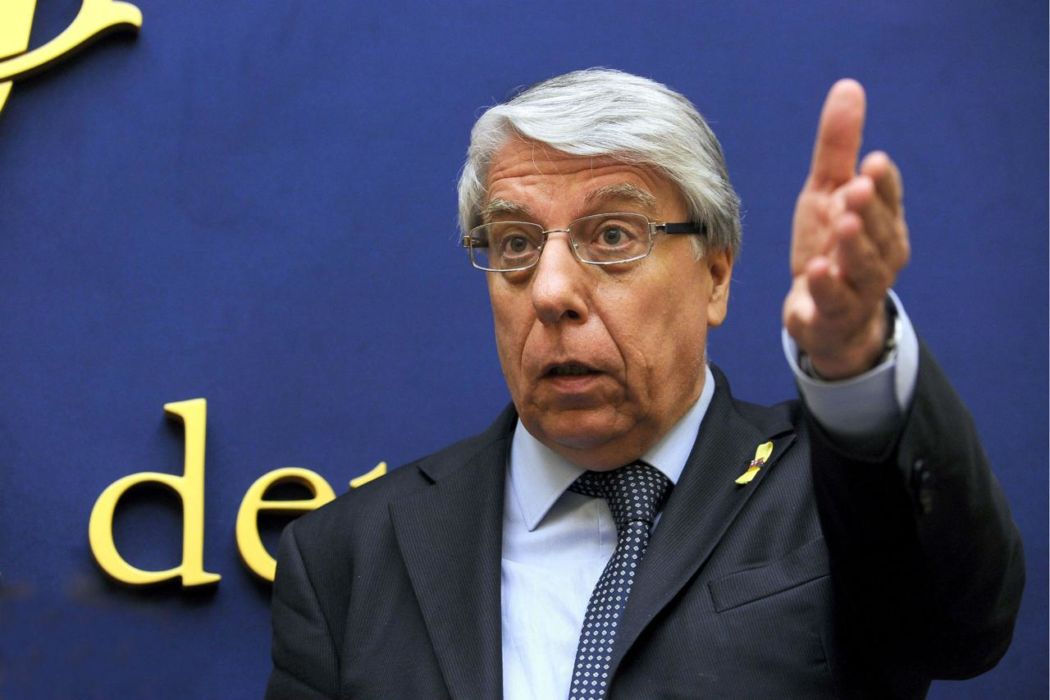 carlo-giovanardi-1050x700