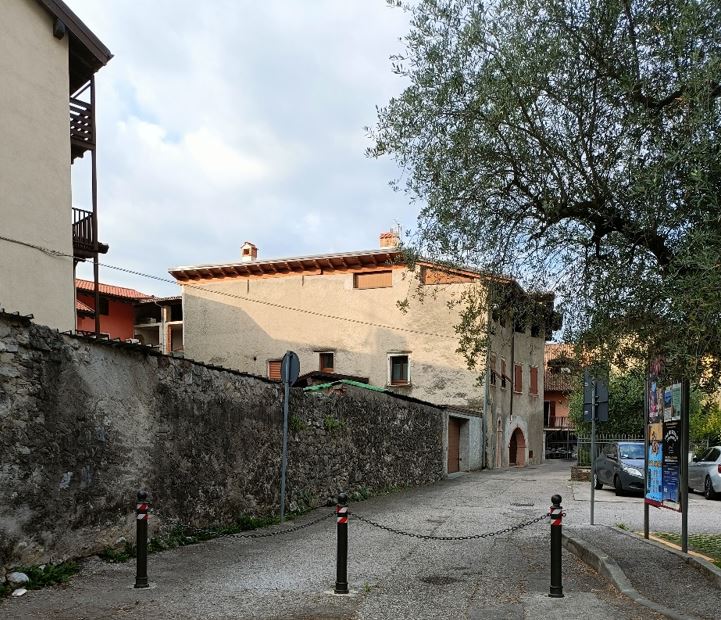 Chiusura Parcheggio Via Capitelli