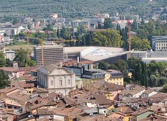 PANORAMA RIVA E NUOVO TEATRO PALACONGRESSI (1)