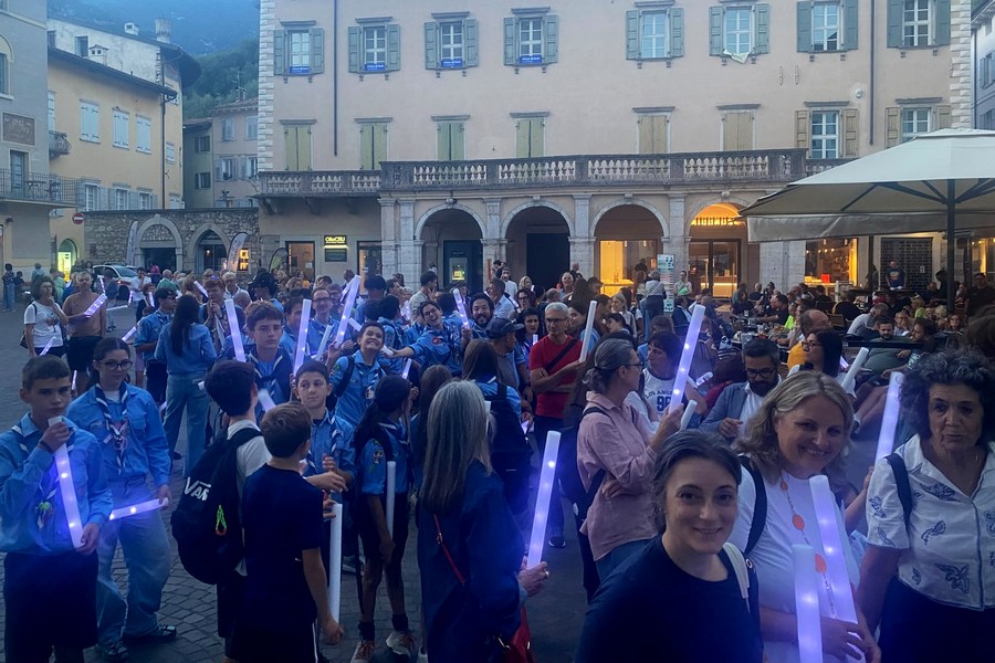 pace 19 fiaccolata