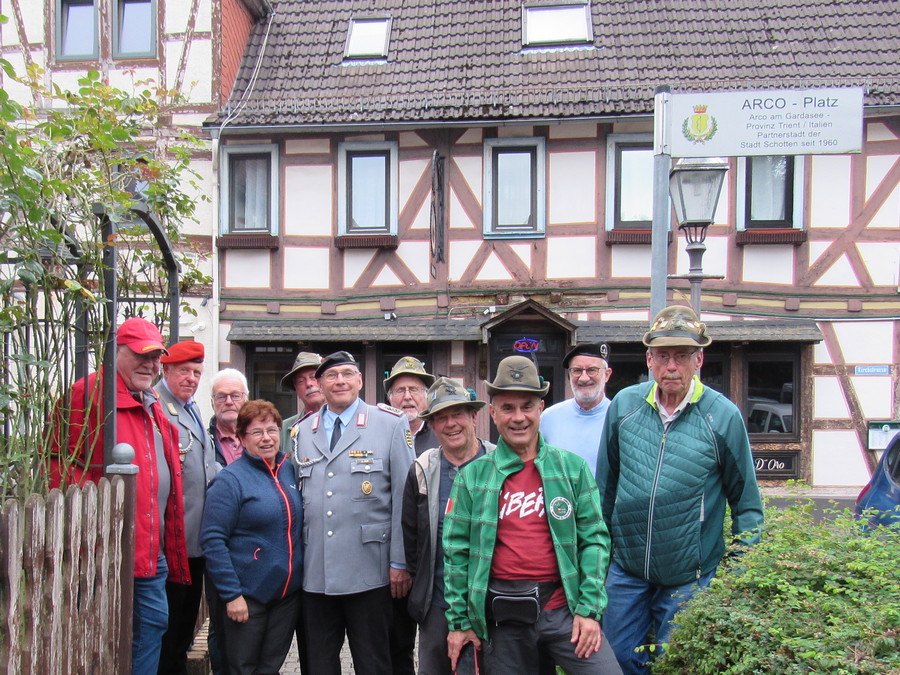 ALPINI DI ARCO A Schotten (8)