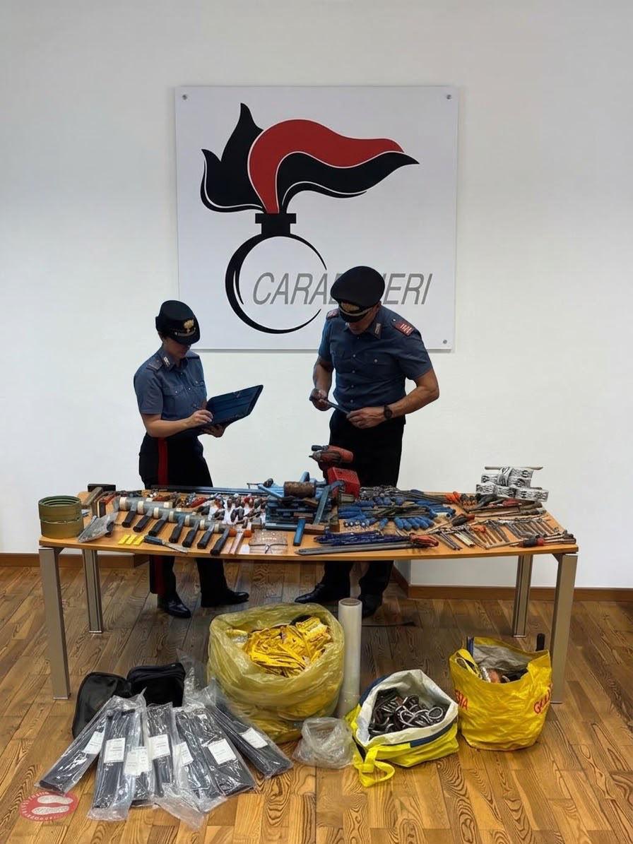 CARABINIERI-ARCO-REFURTIVA.jpg