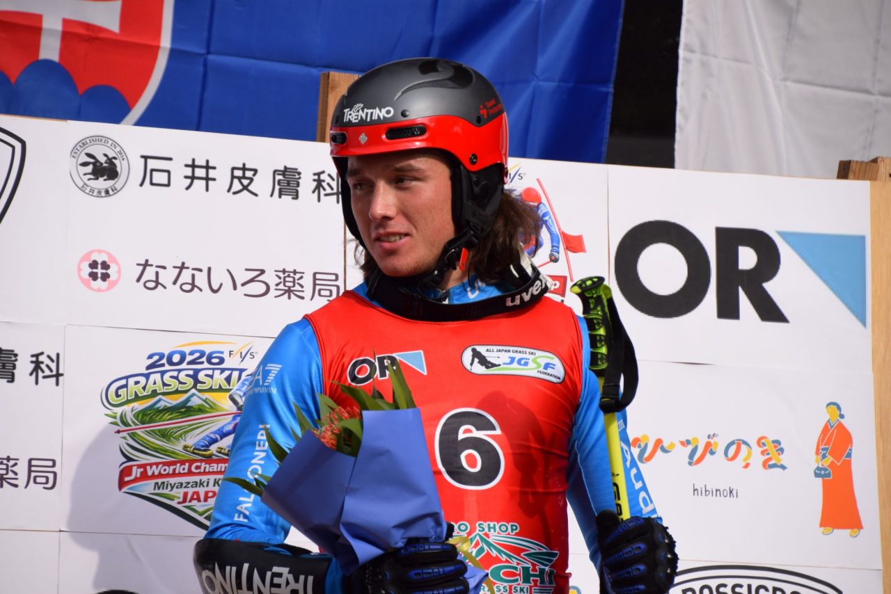 NATHAN seganti in GIAPPONE sci d'erba (3) w